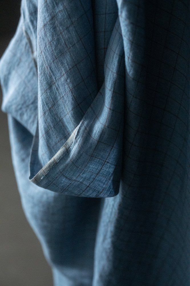 LINEN 155gsm • Irish Blues $102.00/metre ($25.50/25cm)