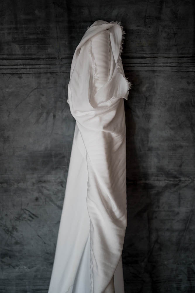 TENCEL™ LYOCELL/LINEN • White $63.00/metre ($15.75/25cm)