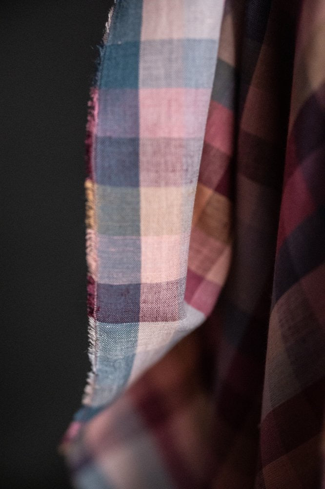 COTTON/LINEN • Estelle $66.00/metre
