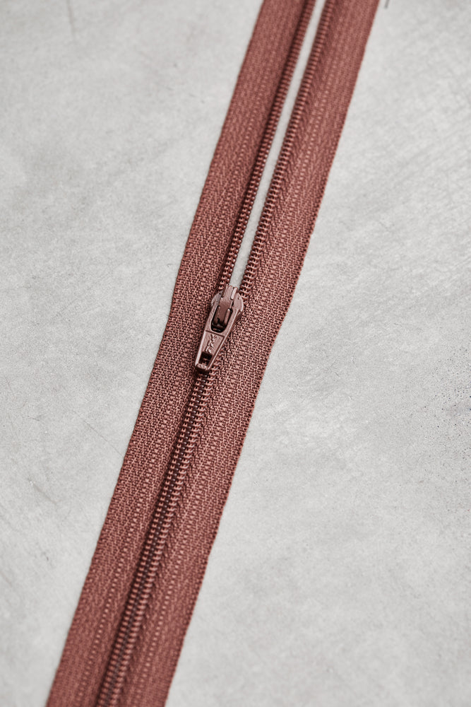 YKK®  BASIC COIL ZIPPER • meetMILK® • 18cm or 30cm