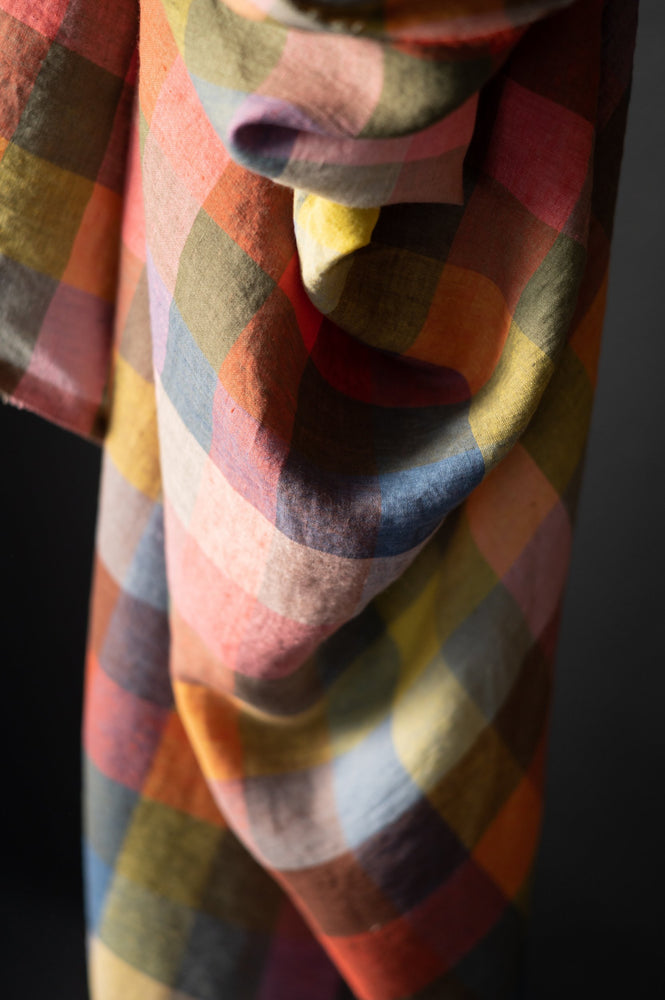LINEN 160gsm • Festival • $109.00/metre ($27.50/25cm)